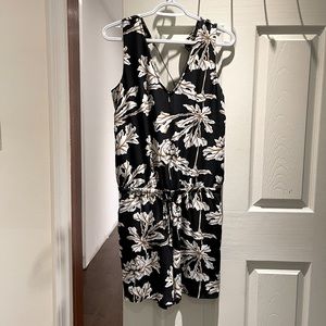 Rw&Co floral romper
